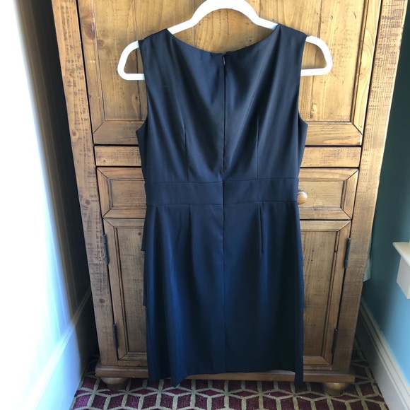 Black Dress With Flower - Picture 2 of 4